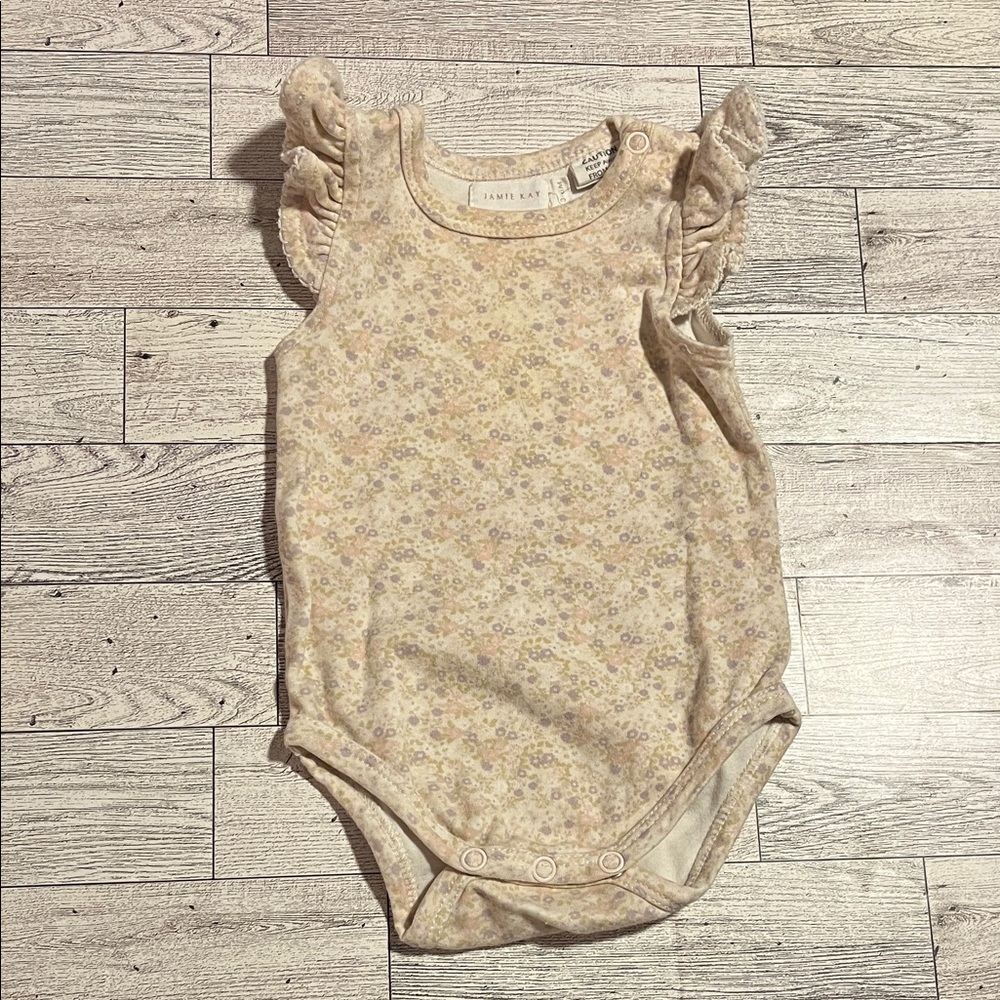 Jamie Kay Forget Me Not Ruffle-Shoulder Short Sleeve Bodysuit Size 3-6 Months